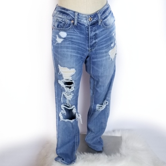 American Eagle Outfitters Denim - American Eagle Tomgirl Jeans Destroyed Light Wash